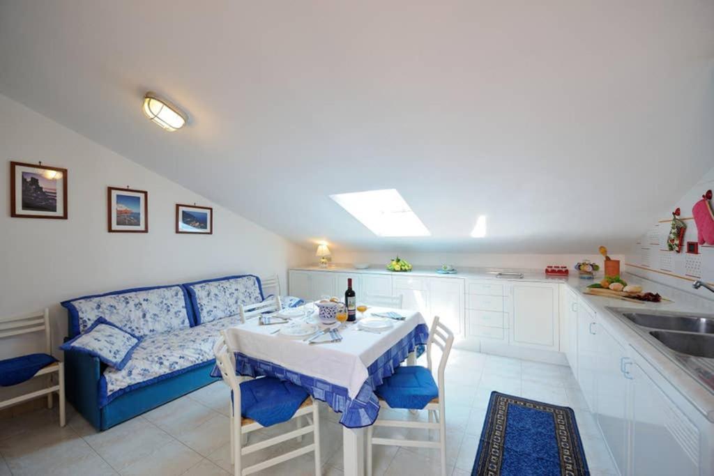 Mamma Rosanna - Apartment In Amalfi With Terrace 외부 사진
